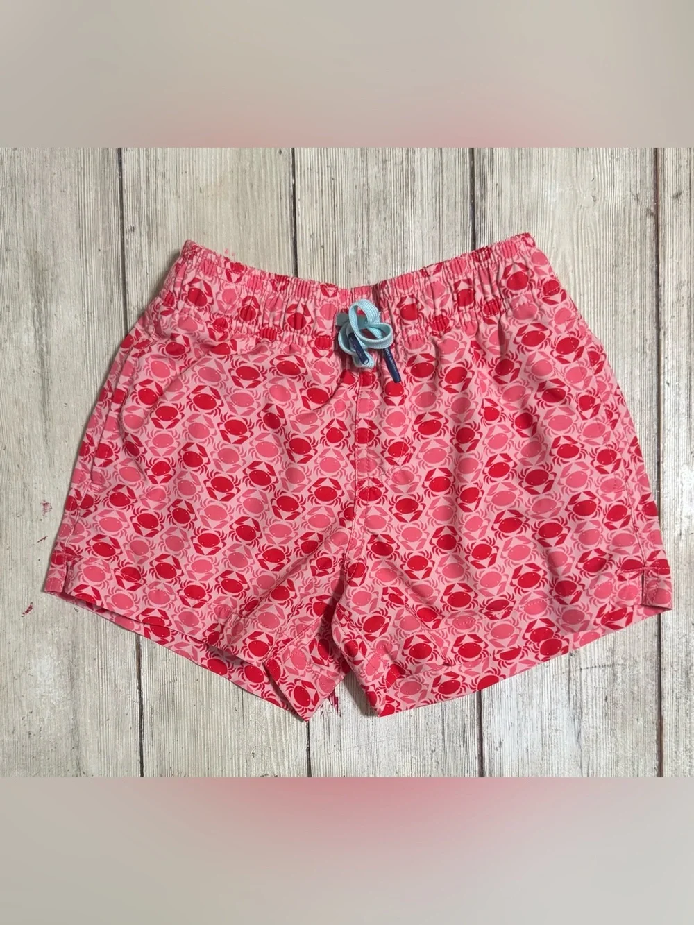 Southern Tide Why So Crabby Crab swim trunks boys XS 4-5